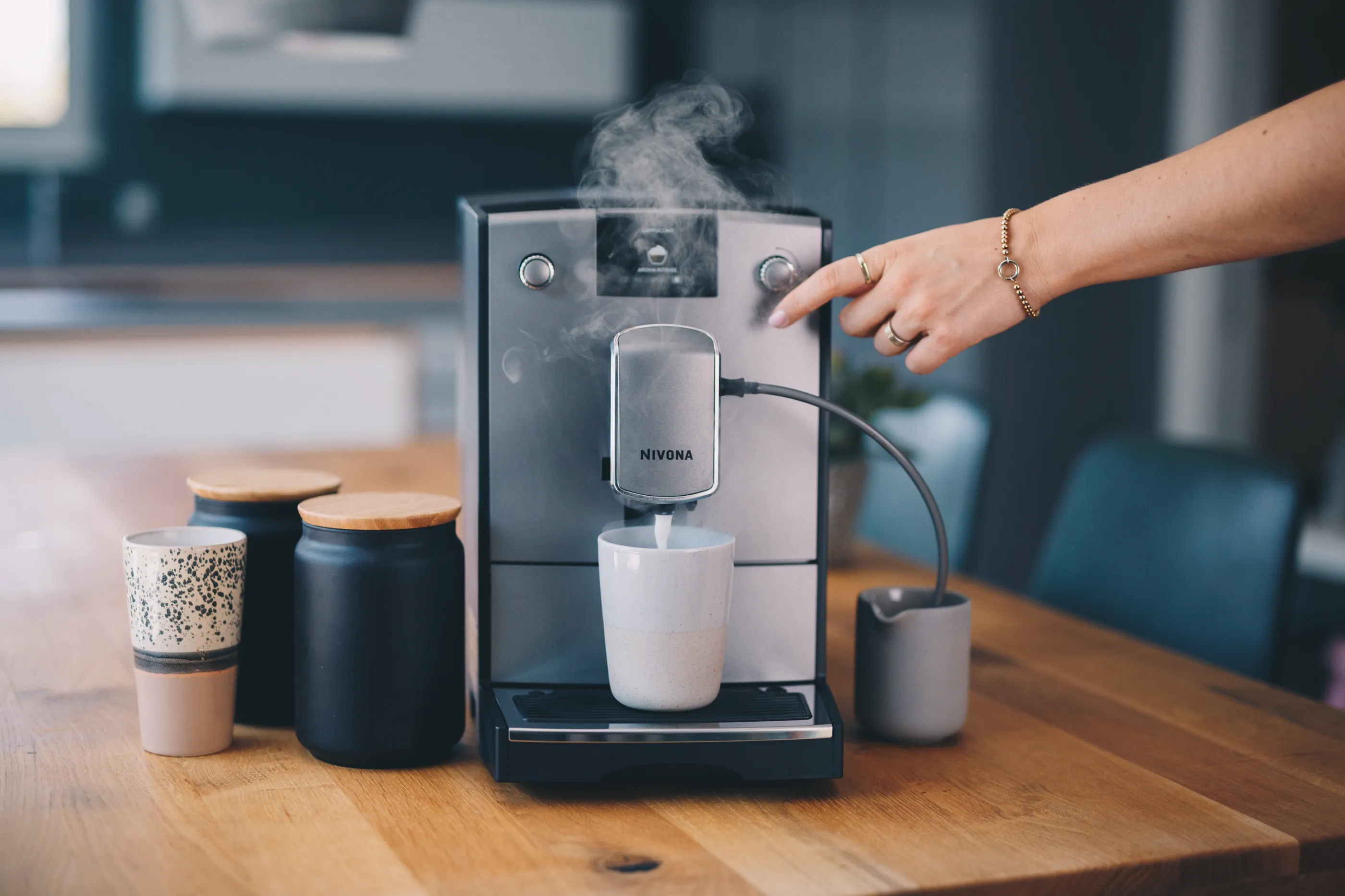 resource.series6.hero.title