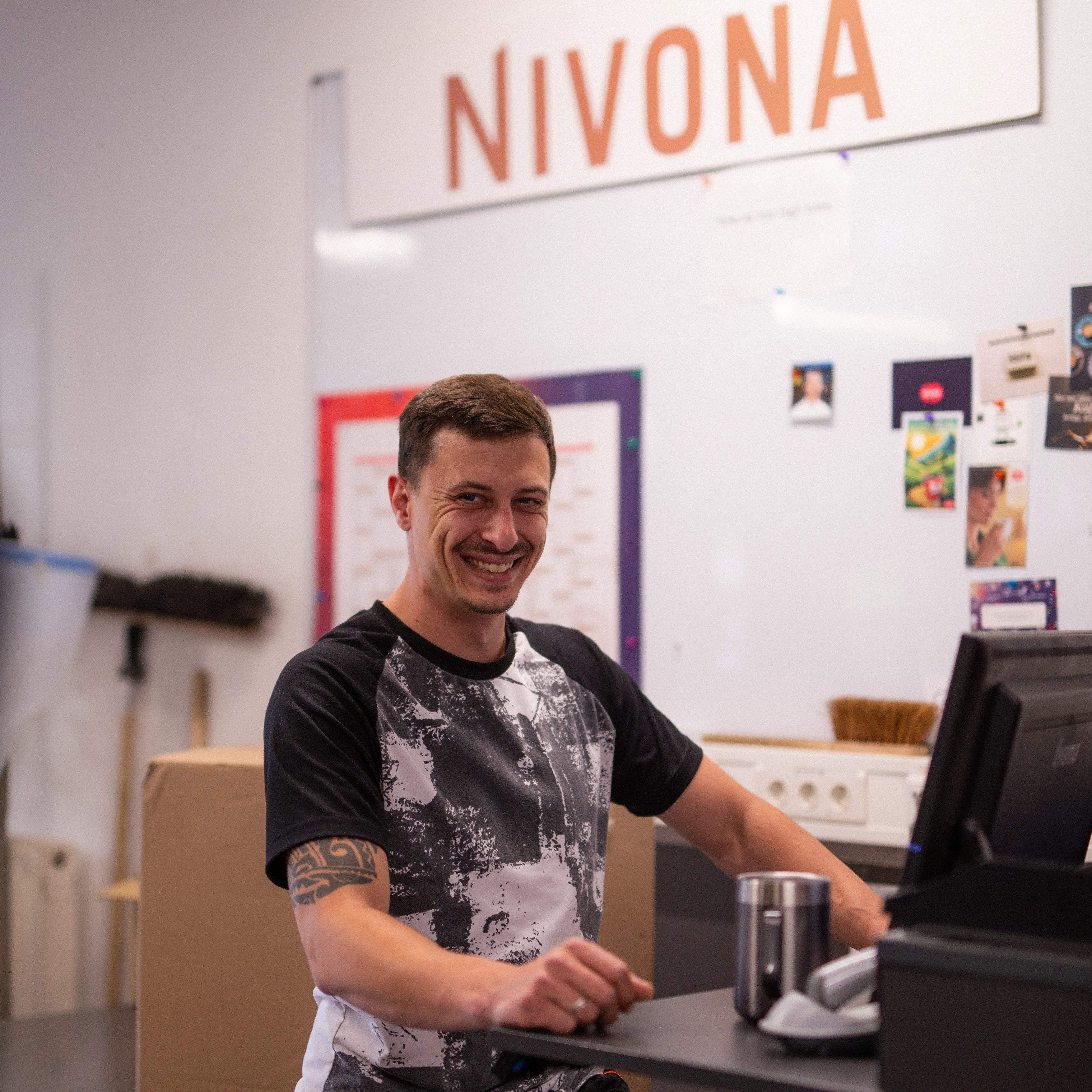 resource.service.contact.gallery.service_point.imageAlt